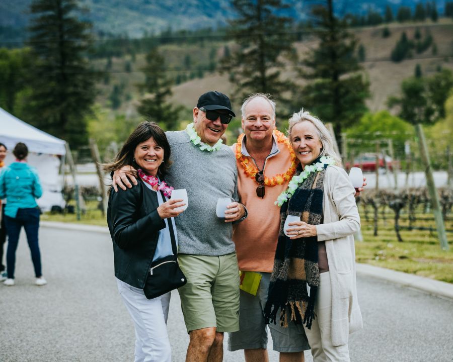 </who>Enjoying themselves at Pig Out.