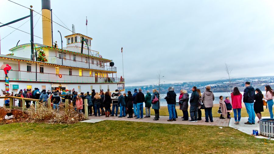 <who>Photo Credit: NowMedia/Gord Goble</who> Scene from prior SS Sicamous event