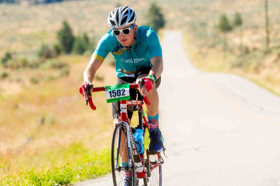 <who>Photo Credit: NowMedia/Gord Goble</who> Teenage Mediofondo victor Romeo Bowie near White Lake