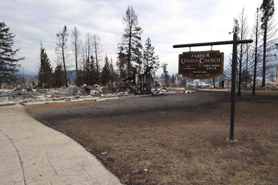 <who>Photo Credit: Jasper National Park