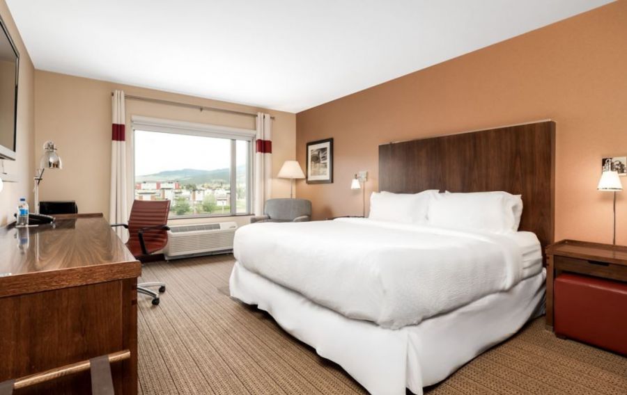 <who>Photo credit: Four Points</who>A room at the Four Points, which will have a ribbon cutting ceremony for its 55-room expansion on Oct. 2.