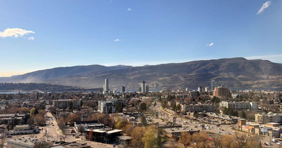 <who>Photo Credit: KelownaNow