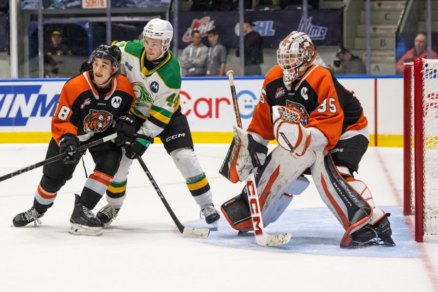 <who> Photo Credit: Vincent Ethier / CHL 