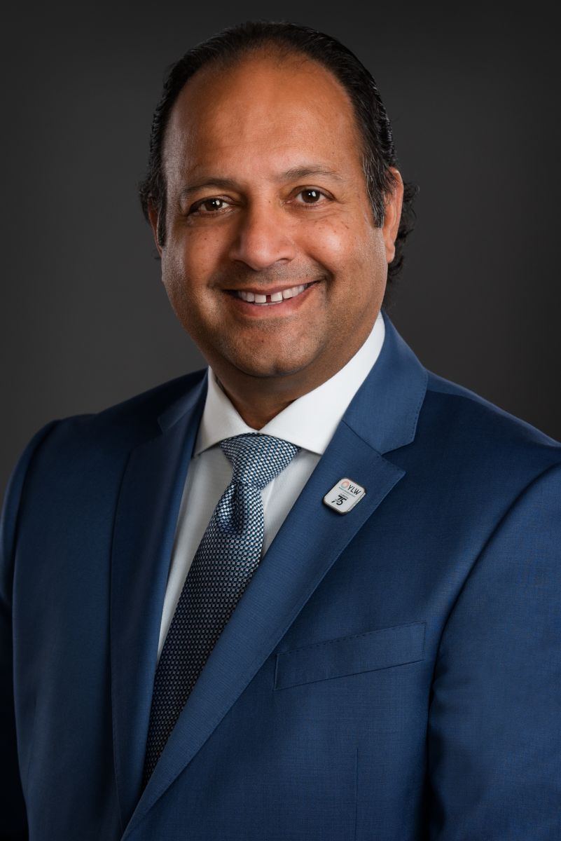 </who>Sam Samaddar is the CEO of Kelowna International Airport.