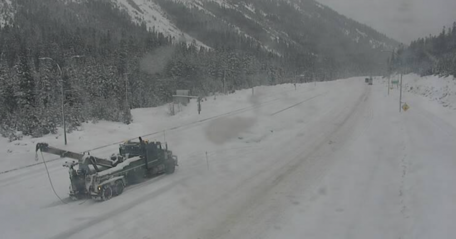 <who>Photo Credit: DriveBC</who>The Coquihlla Highway at the Zopkios rest area Monday morning.