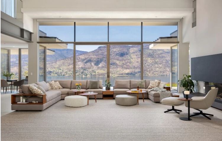 <who>Photo credit: Sotheby's</who>The mansion's interiors are oriented to capitalize on sweeping views of Okanagan Lake.