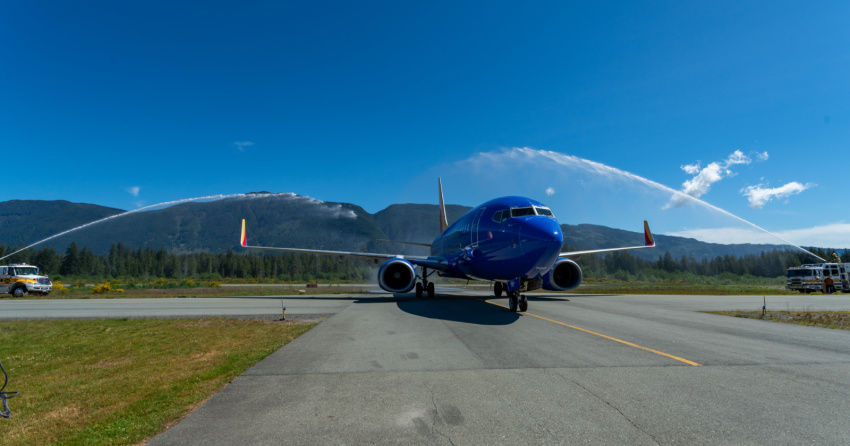 <Who>Photo credit: Coulson Aviation