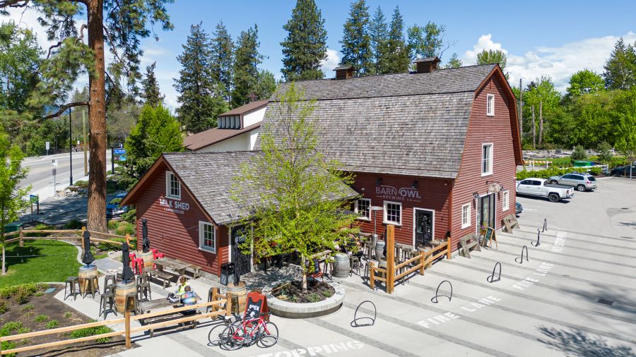 <who>Photo Credit: Barn Owl Brewing/Facebook</who>If you're visiting Kelowna for the Memorial Cup, be sure to visit Barn Owl Brewing!