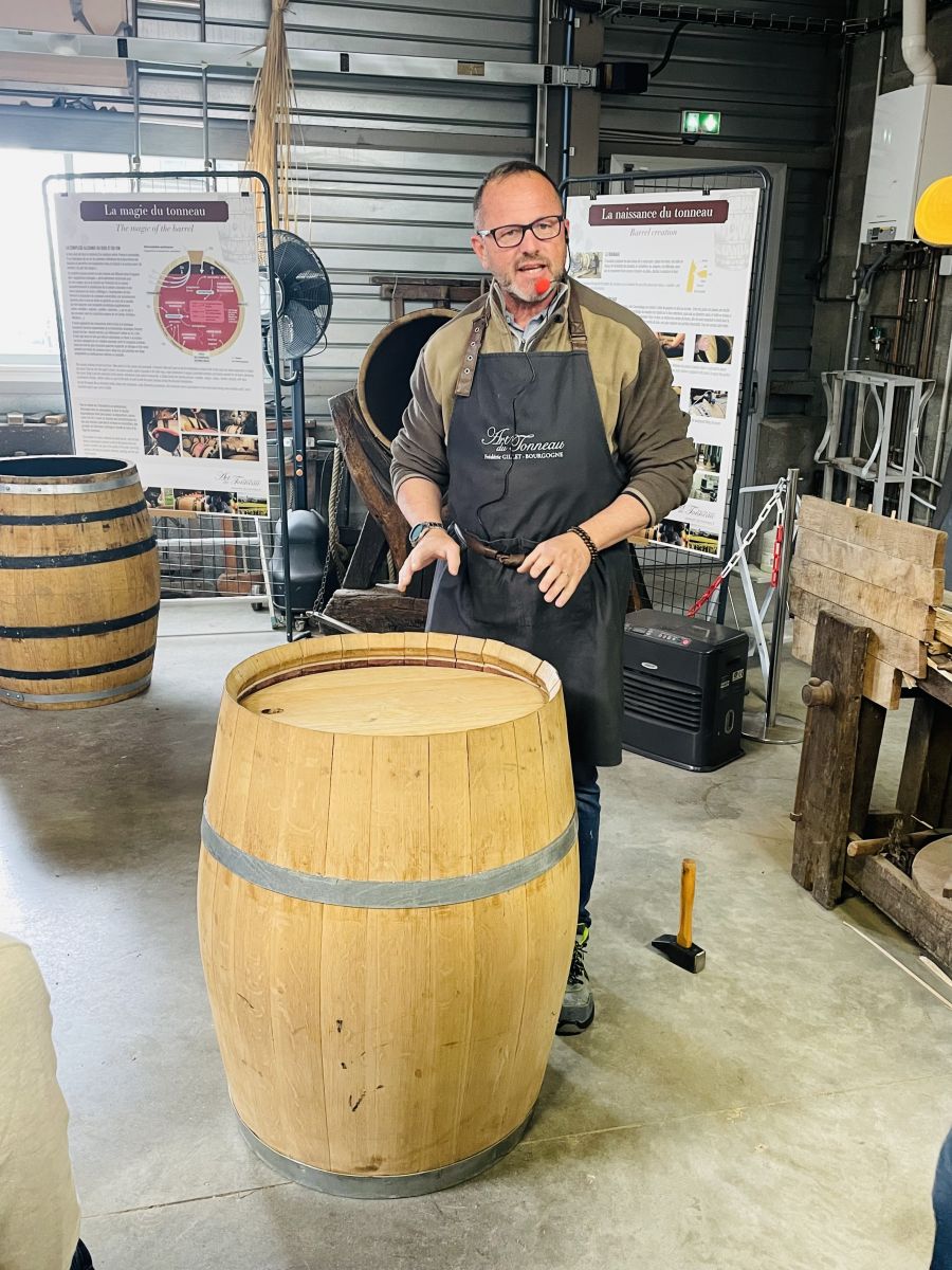 </who>Daniel Wittling leads the barrel-making workshop.