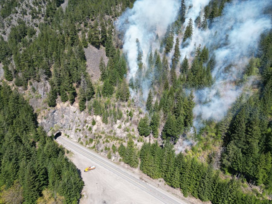 <who>Photo Credit: BC Wildfire Service