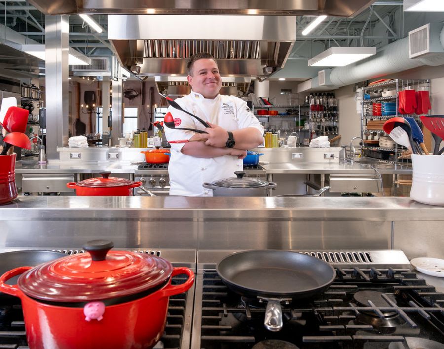 <who>Photo credits: Lakehouse Kitchens Cooking School</who>Chef Travis Pye is the owner of Lakehouse Kitchens Cooking School.