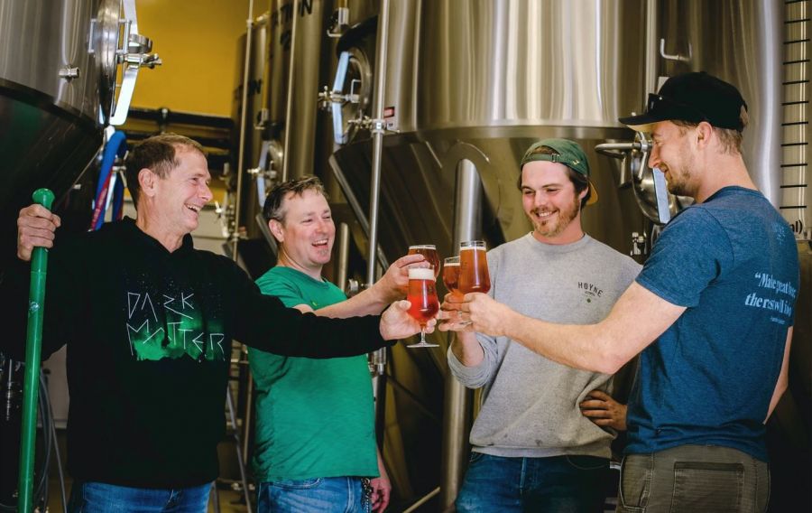 <who>Photo Credit: Hoyne Brewing Company</who>The Tabbarwitte! French Blanche is part of Hoyne Brewing Company's Young Lions series.