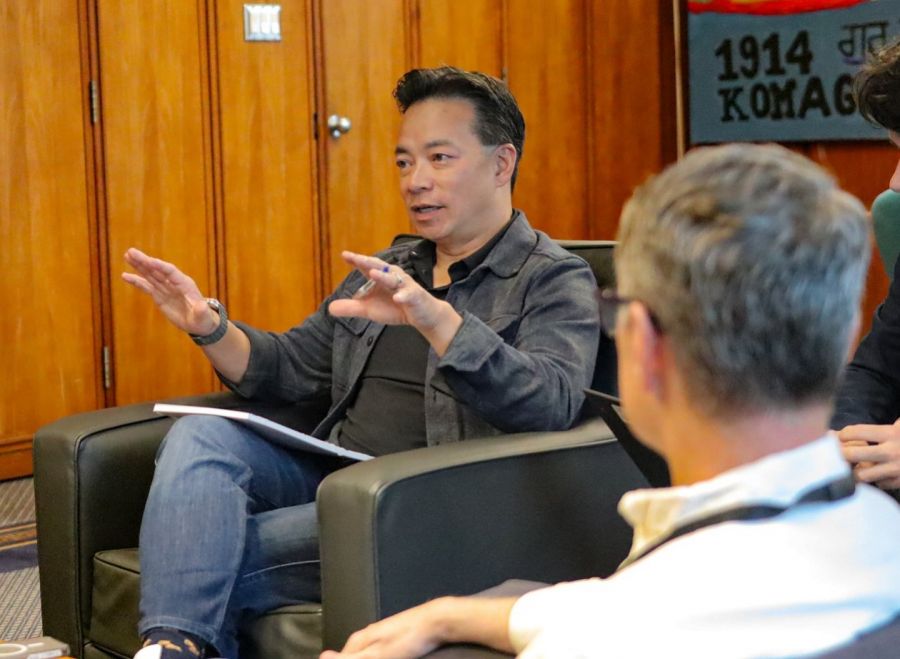 <who>Photo Credit: Mayor Ken Sim/Facebook