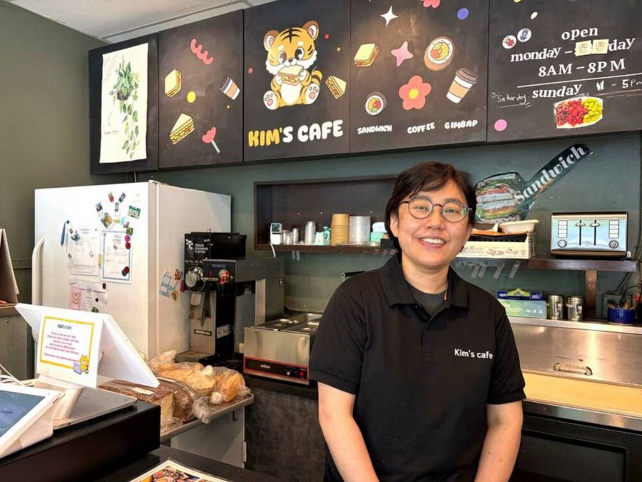 <who>Photo Credit: Abby Luciano/LJI</who>Dooyi Kim of Kim's Café