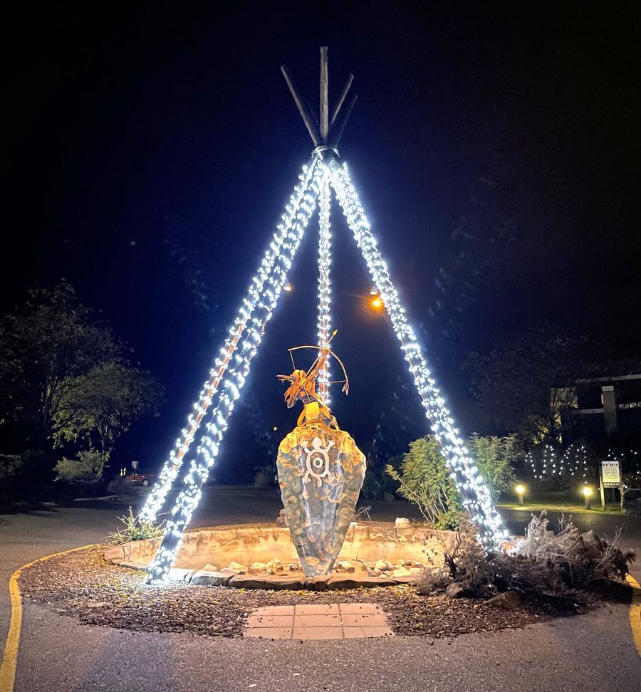</who>The illuminated teepee at Spirit Ridge Resort and Nk'Mip Cellars winery, which are both on Osoyoos Indian Band land.