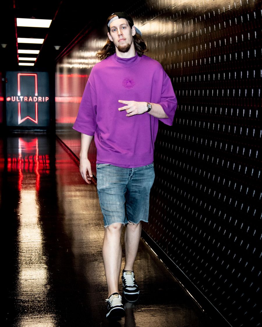 <who>Photo Credit: San Antonio Spurs/Facebook</who>Kelly Olynyk arrives at Frost Bank Center in San Antonio before game 6 of the Western Conference final.