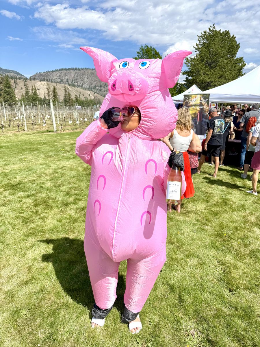 </who>Jessie Lamirand just had to show up in a piggy costume.