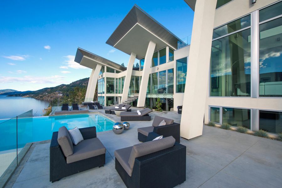 <who>Photo credit: All Elements</who>All Elements built this spectacular home called Sin-Ceras.