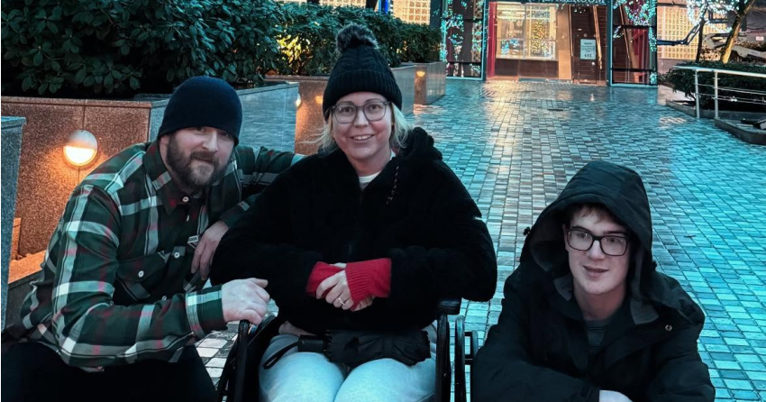 <who>Photo Credit: Lyndsay Richholt/Facebook