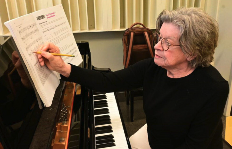 <who> Photo credit: Abby Luciano / North Shore News Abby Luciano, Local Journalism Initiative Reporter </who>Susan Evans has been teaching piano to students on the North Shore for decades. She now might get the chance to go back to school herself at Oxford or Cambridge.