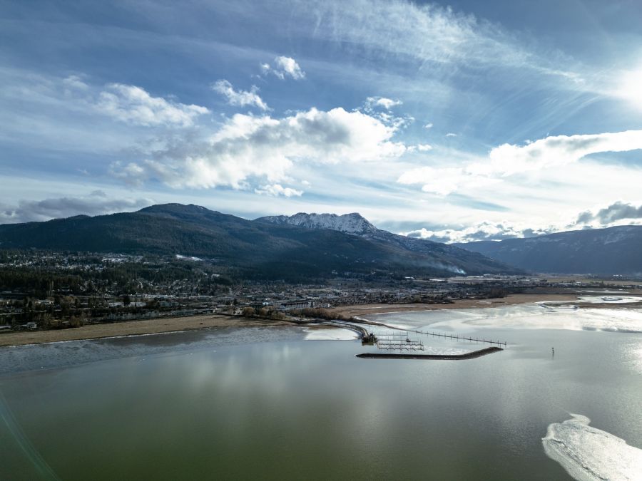 <who>Photo Credit: City of Salmon Arm/Facebook