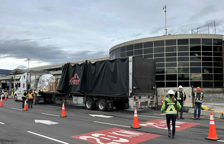 </who>New CATSA Plus security screening equipment started to arrive at Kelowna airport this week.