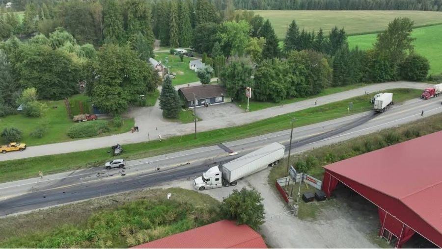 <who>Photo Credit: Skilled Truckers Canada/Facebook