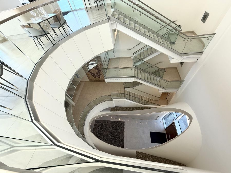 </who>A look down the stairwell from the fourth floor.