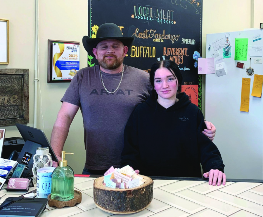 <who> Photo credit: Susan McIver, Local Journalism Initiative Reporter </who> Niko Sopow and wife Cressida Sanderson opened Kettle Valley Ranch to Table at 3012 Skaha Lake Road last year.
