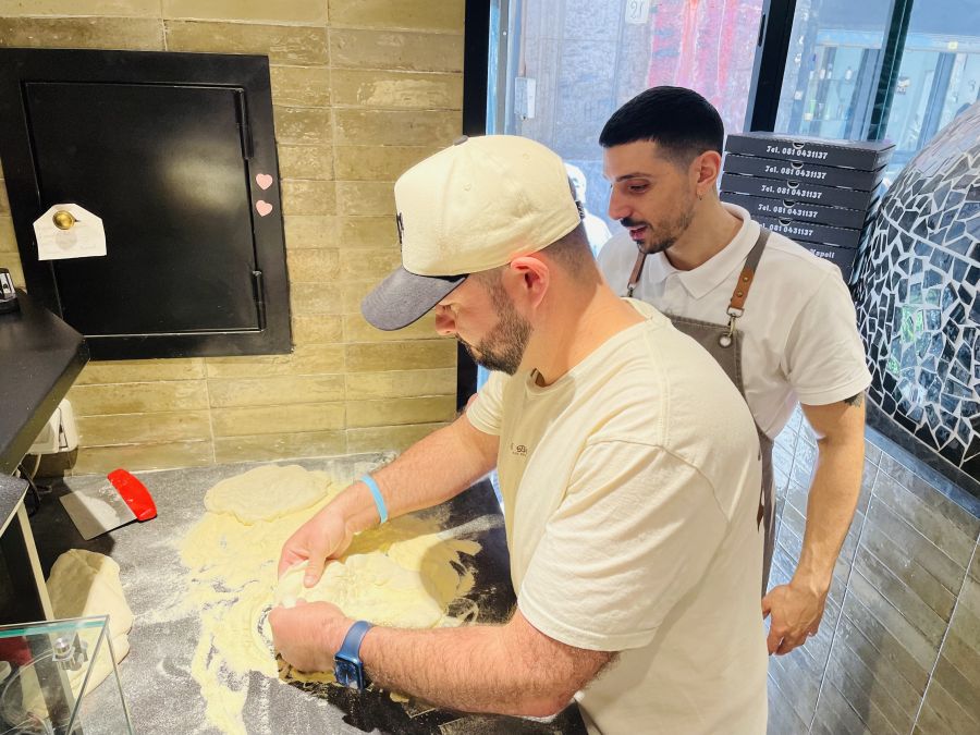 </who>Tourists can get right in the kitchen at Santissima Pizza for a Secret Food Tours’ Pizza Making Class in Naples.