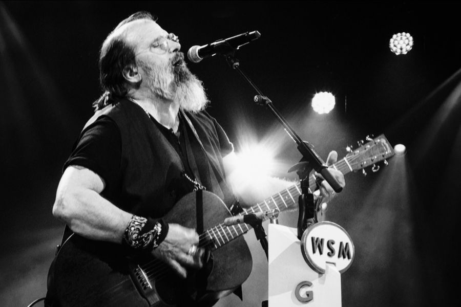 <who>Photo Credit: Contributed</who>Steve Earle