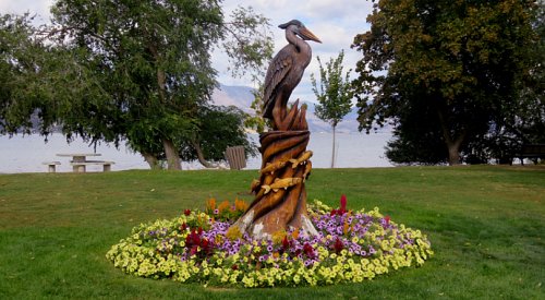 Kelowna weather: Cloudy morning, sunny afternoon, high of 17ºC