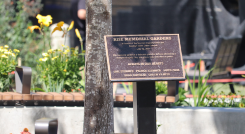 Kelowna crane collapse memorial opens as families continue to wait for answers