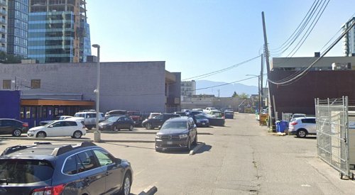 Kelowna woman, 42, assaulted downtown while on break at work