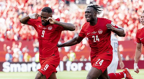 Larin’s goal off the bench earns Canada historic point at World Cup