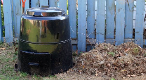 RDCO selling backyard composters and rain barrels again this year