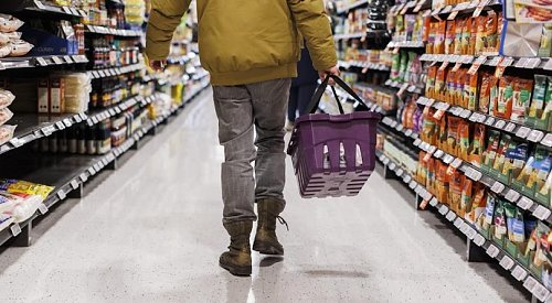 Grocery prices continue to inflict misery on Canadians despite overall decline in inflation